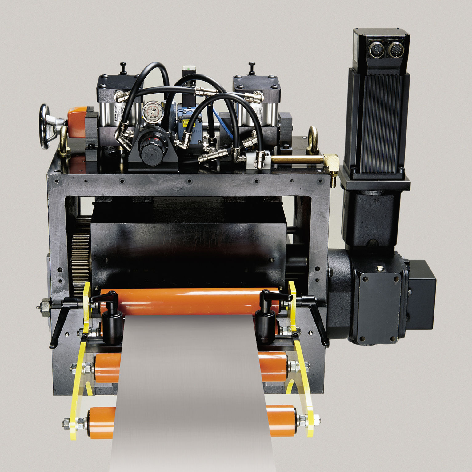 P/A Industries Press Feeding Equipment and Information Magnum Servo